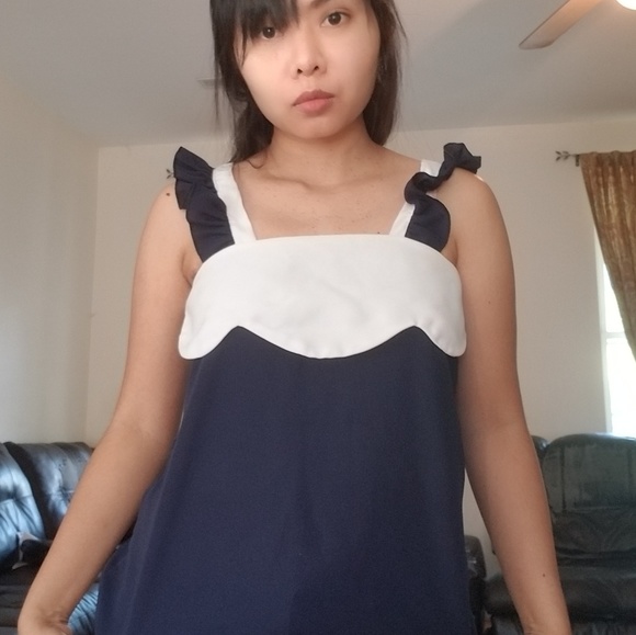 Top - Picture 4 of 4